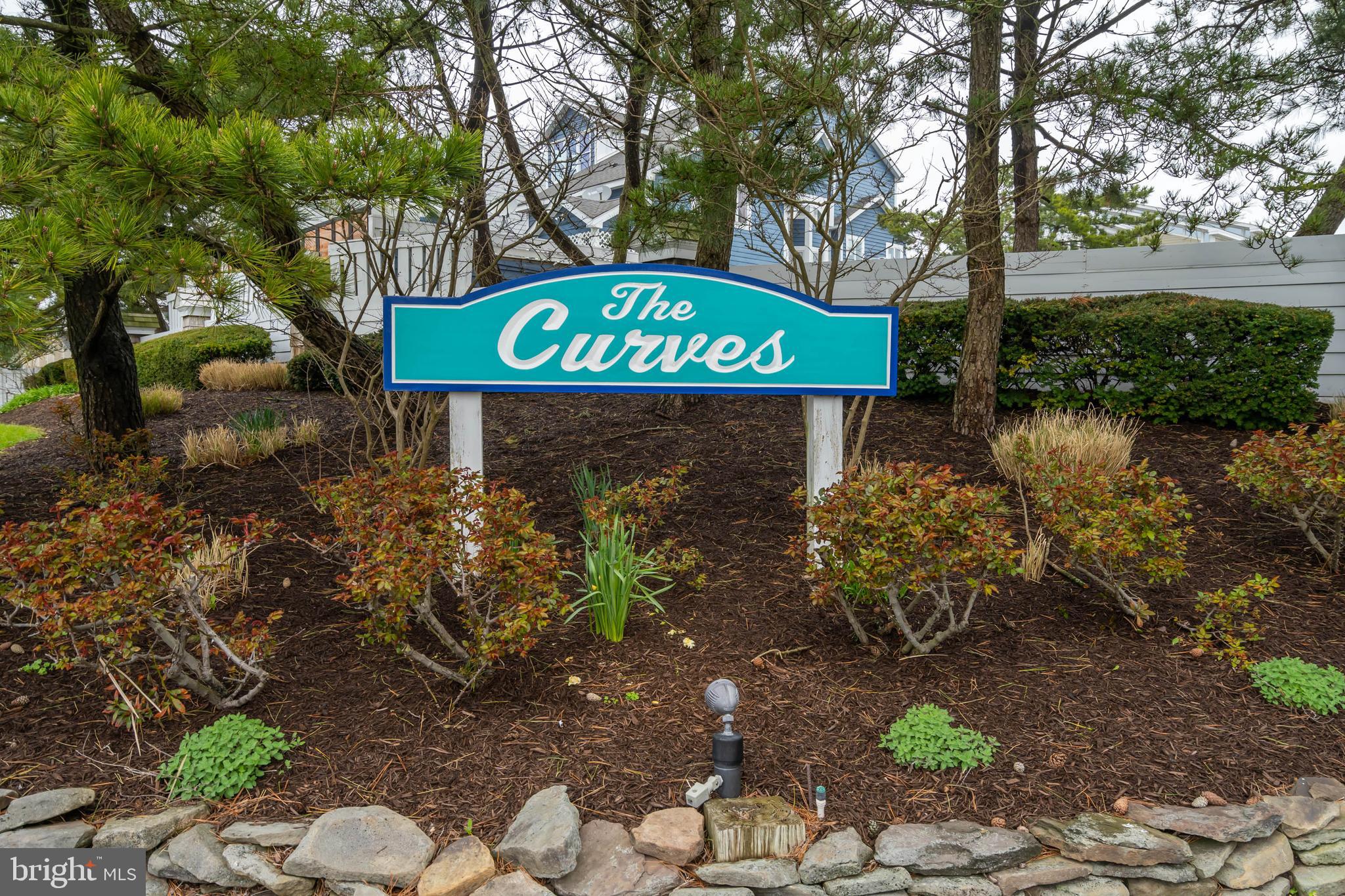 CURVES - Residential