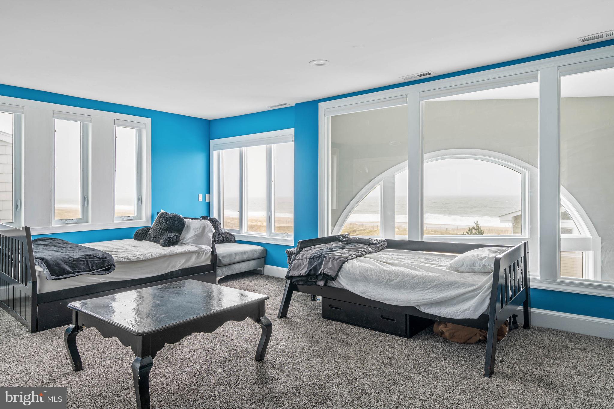 CURVES - Residential