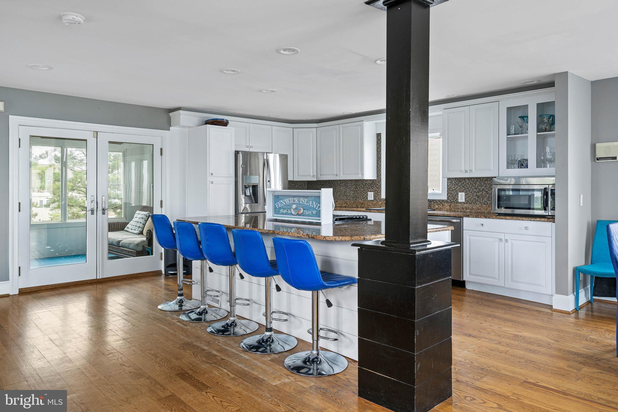 CURVES - Residential