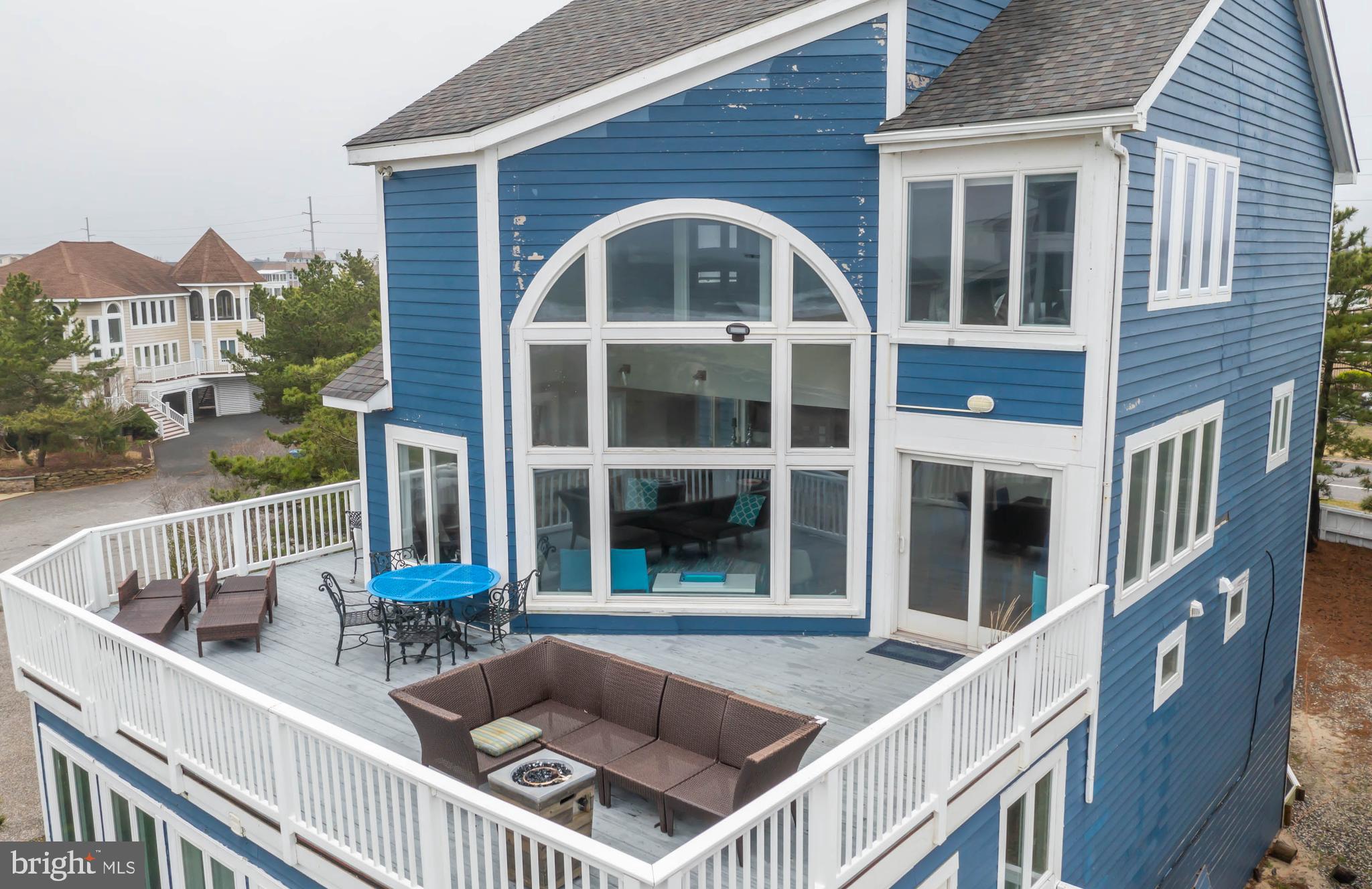 CURVES - Residential