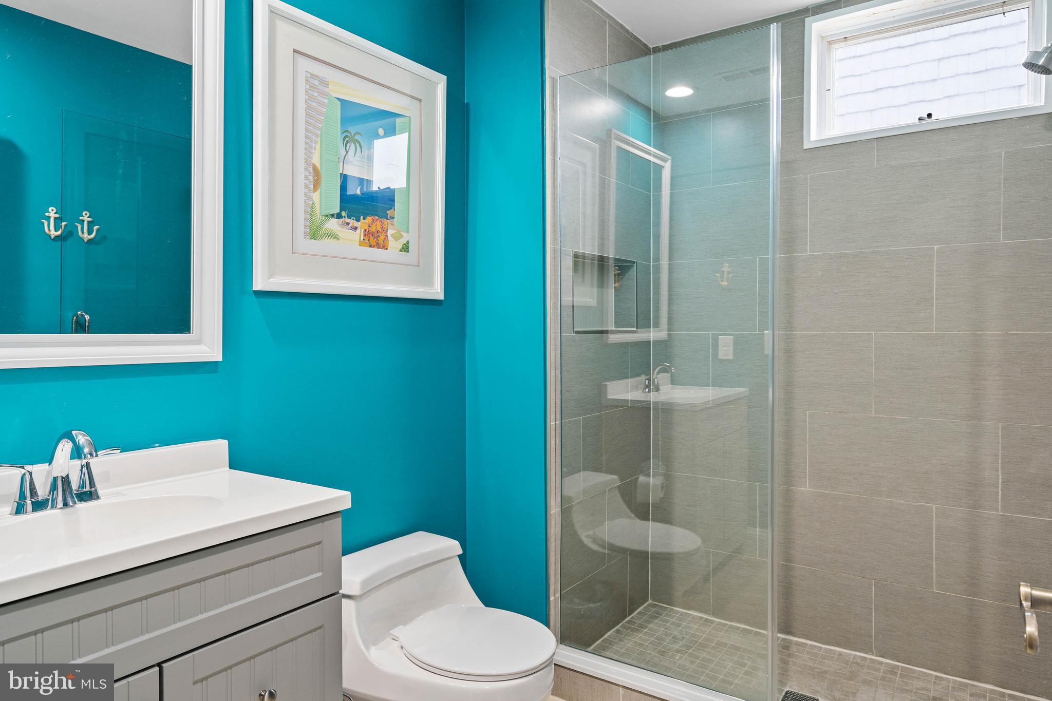 CURVES - Residential