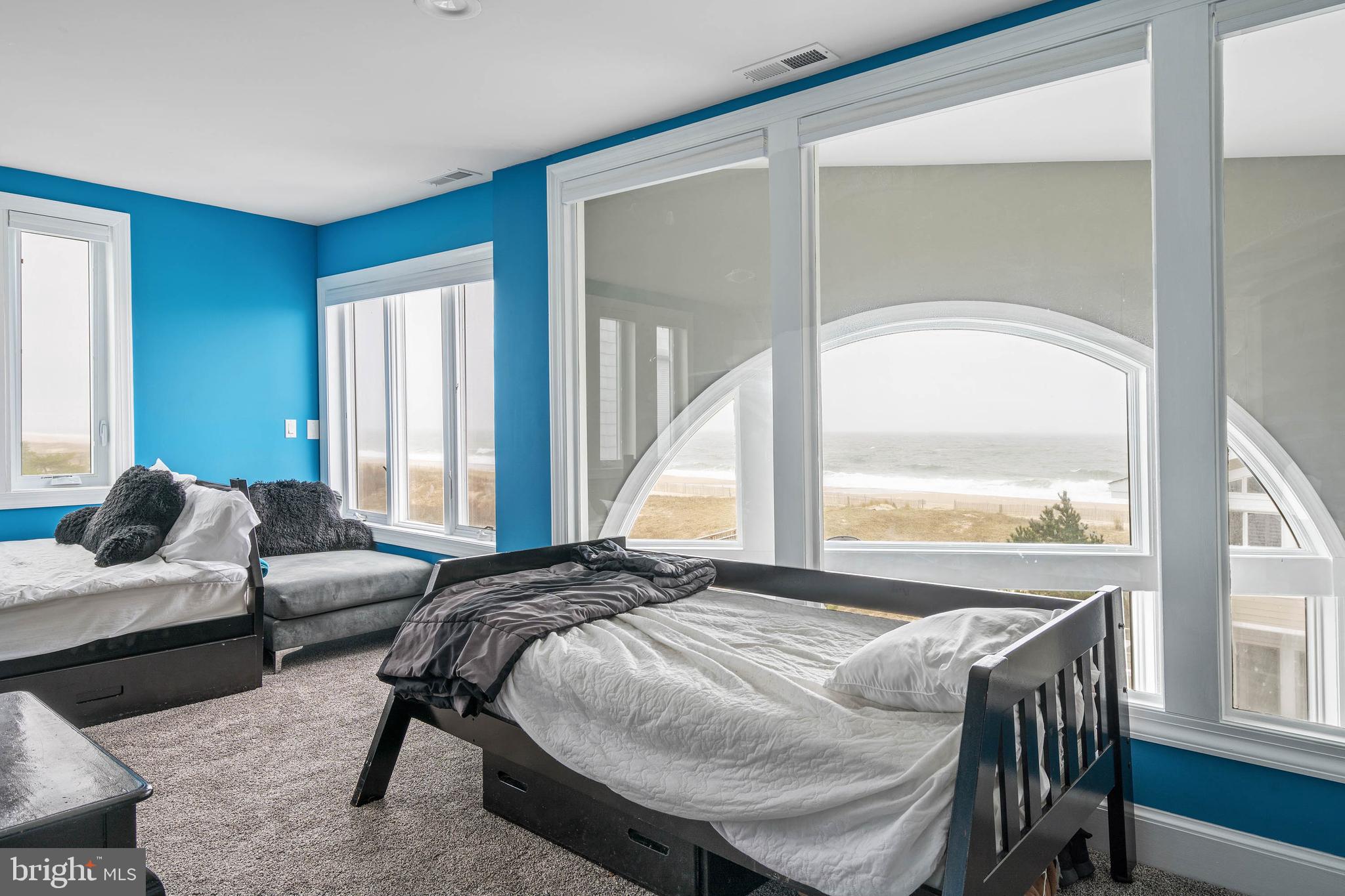 CURVES - Residential