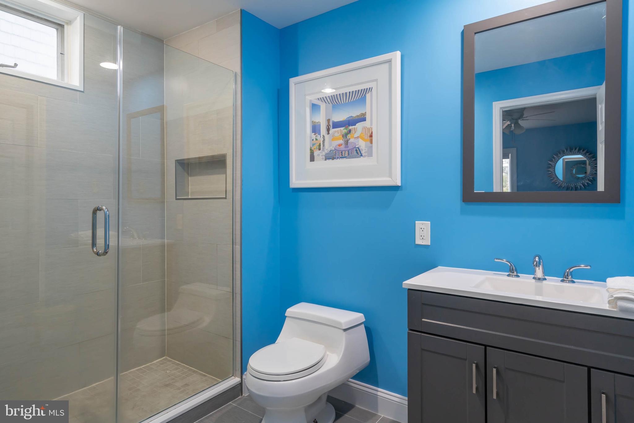 CURVES - Residential