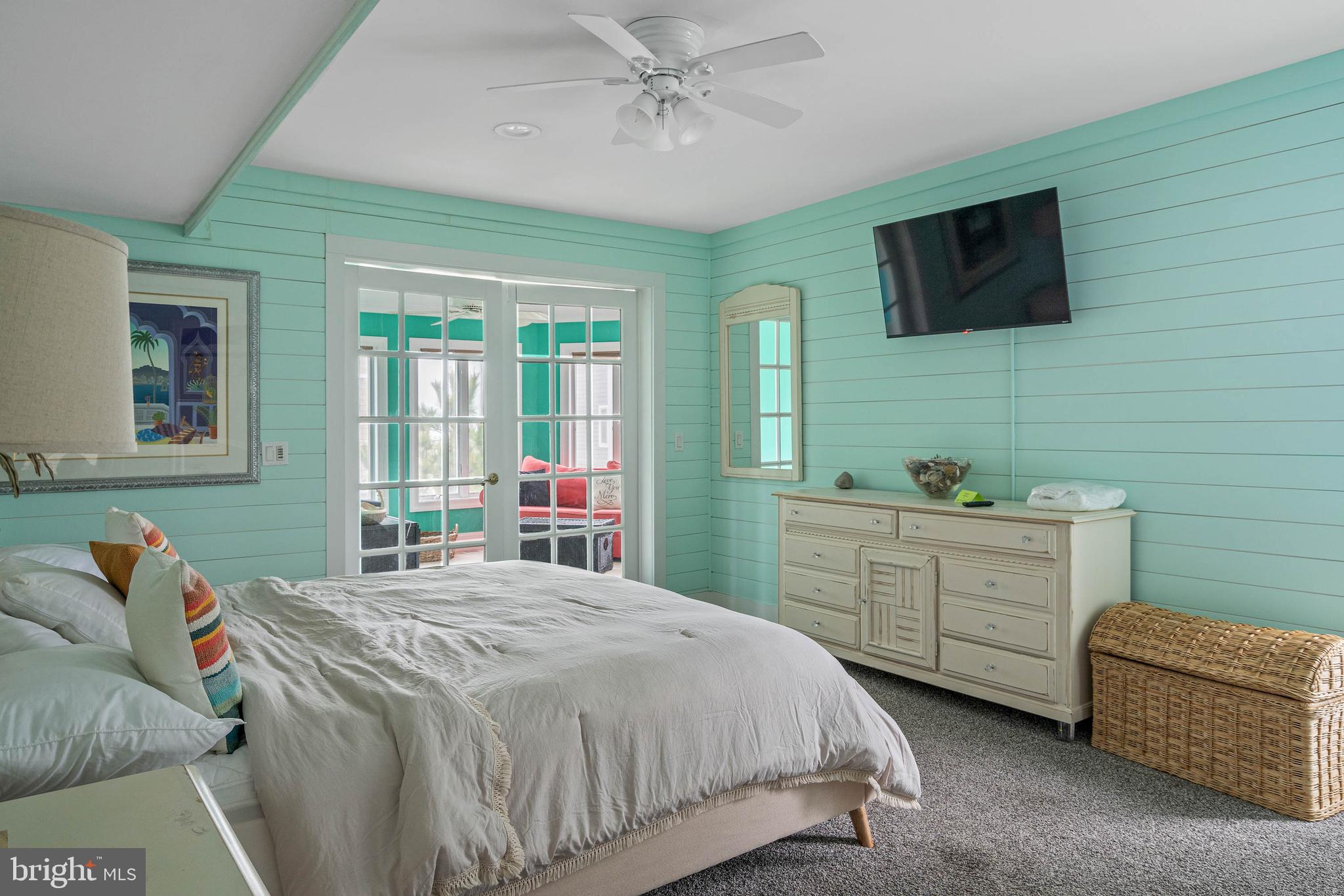 CURVES - Residential