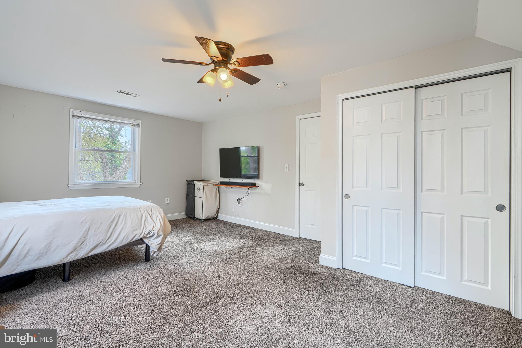 HAMILTON - Residential