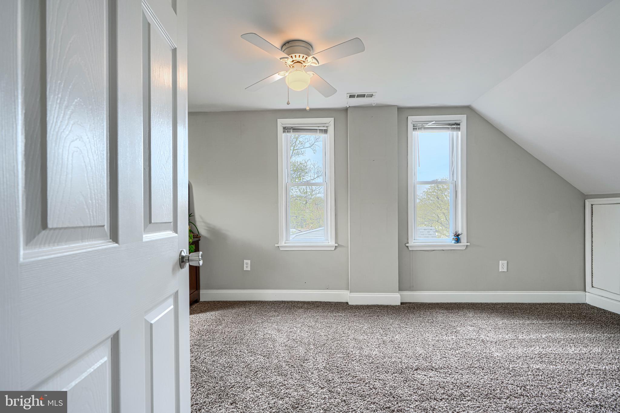 HAMILTON - Residential