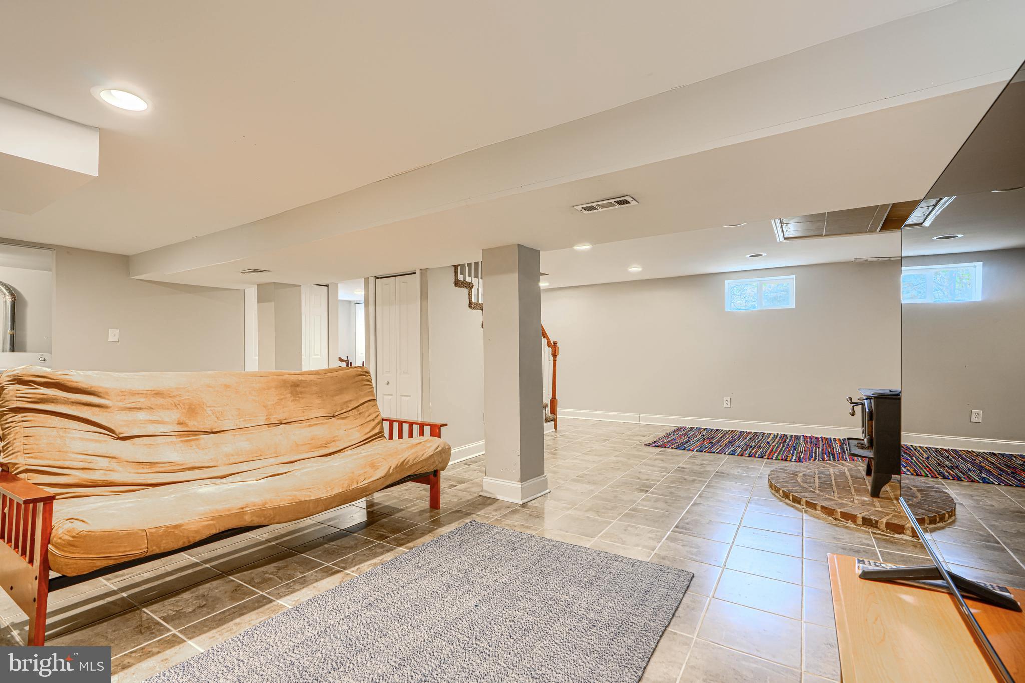 HAMILTON - Residential