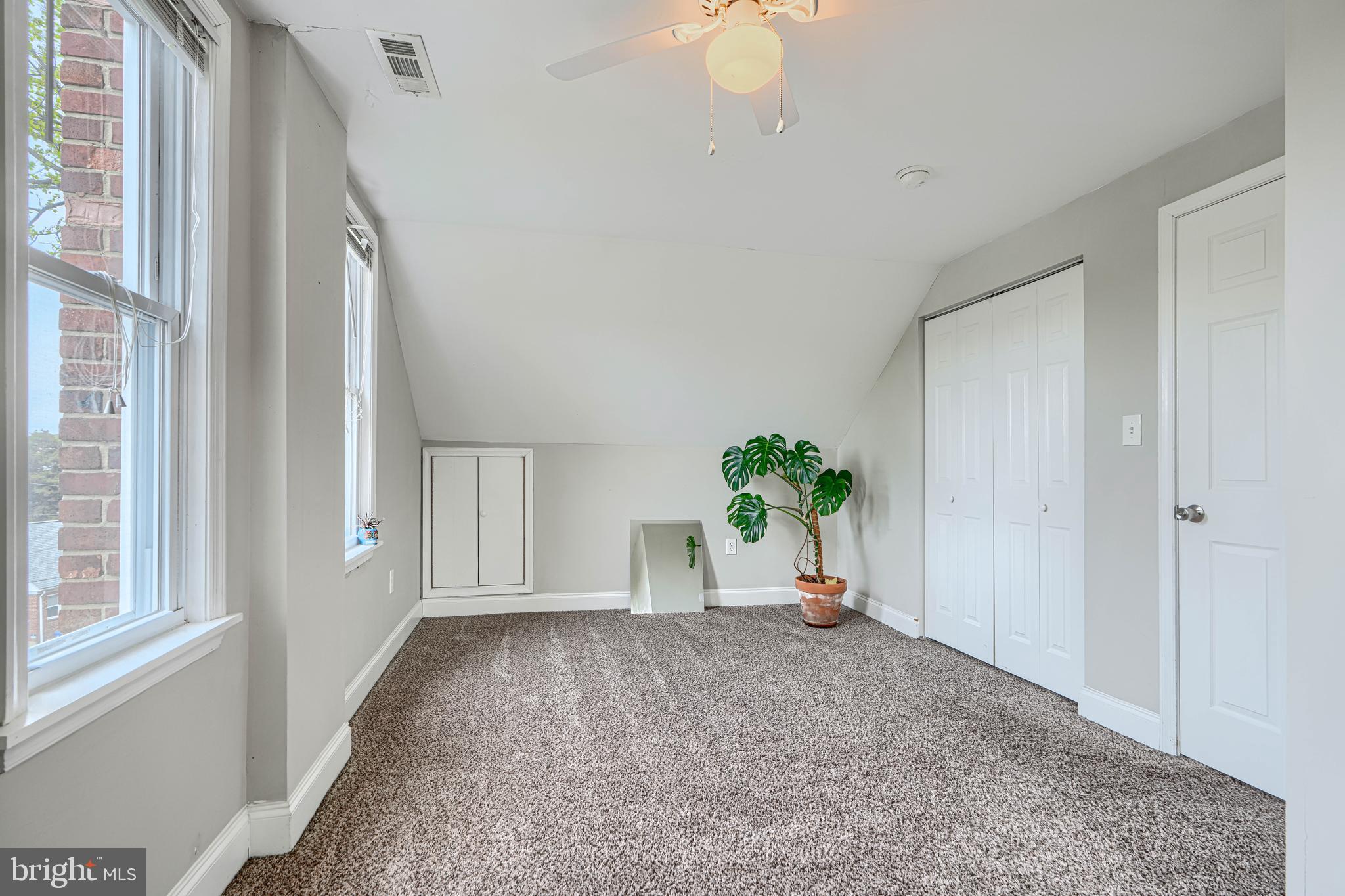 HAMILTON - Residential