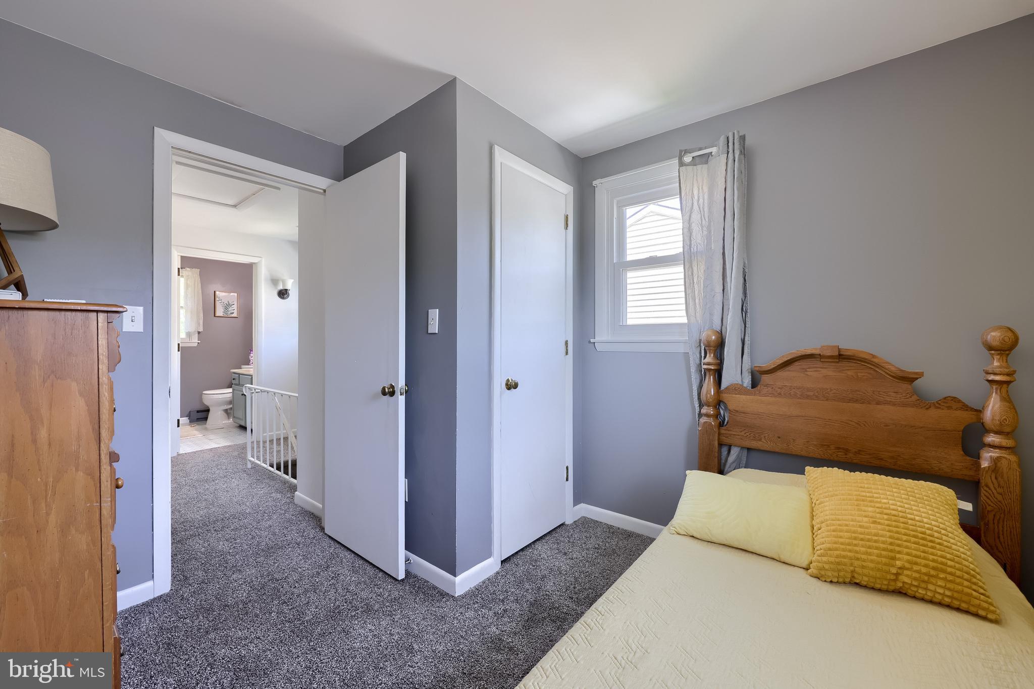 ELIZABETHTOWN BOROUGH - Residential