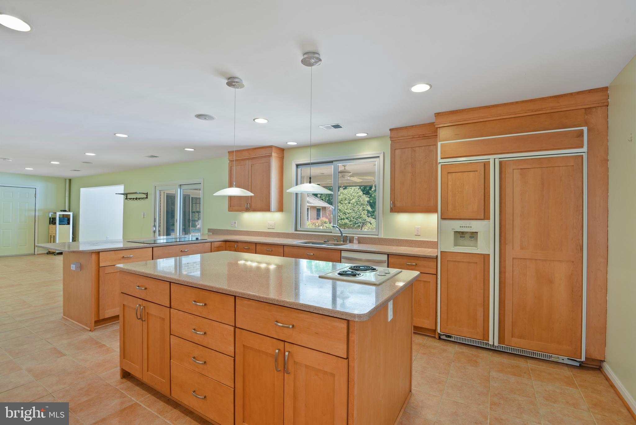 111 HONEYSUCKLE LANE