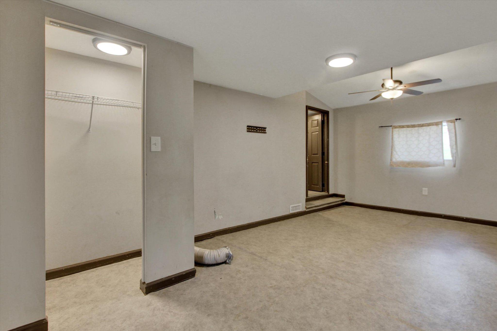 LOWER WINDSOR TWP - Residential