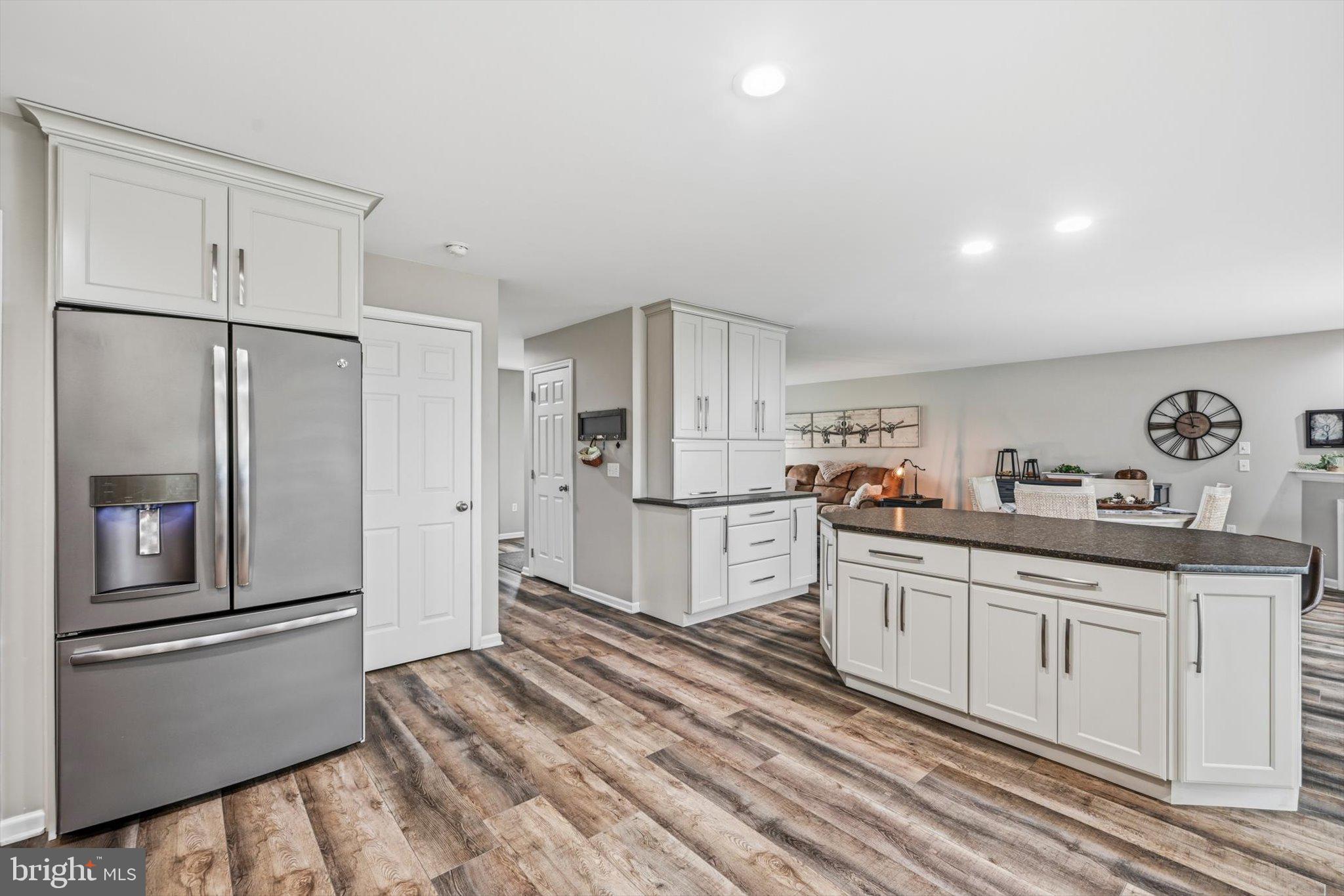 1708 WHEATFIELD LANE