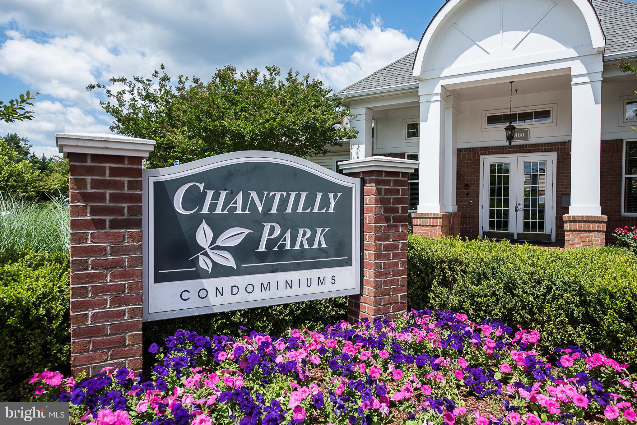 CHANTILLY PARK - Residential Lease