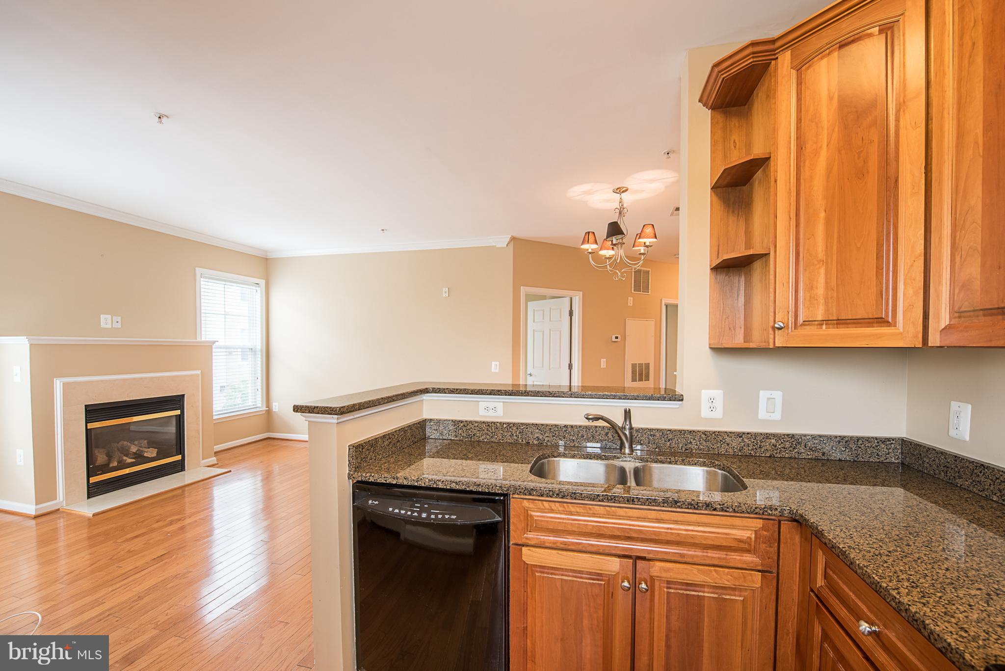 CHANTILLY PARK - Residential Lease