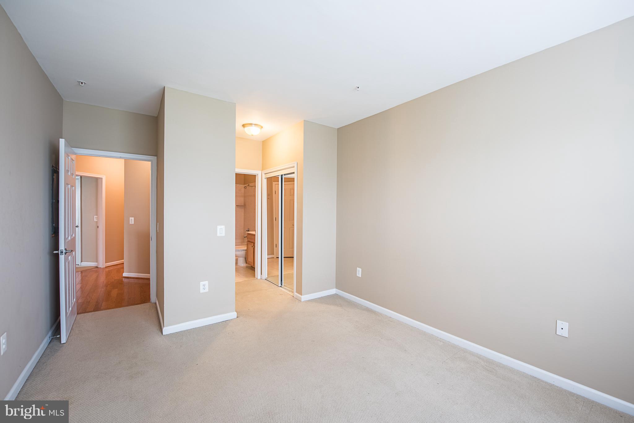 CHANTILLY PARK - Residential Lease