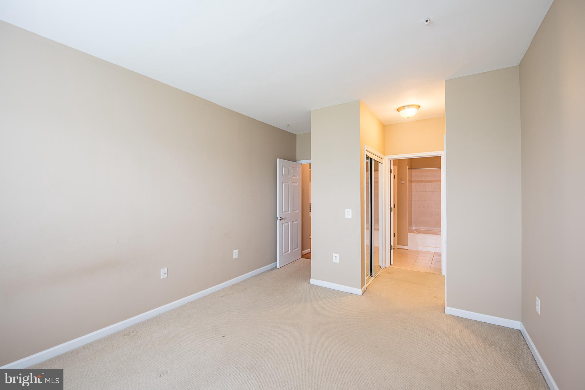 CHANTILLY PARK - Residential Lease