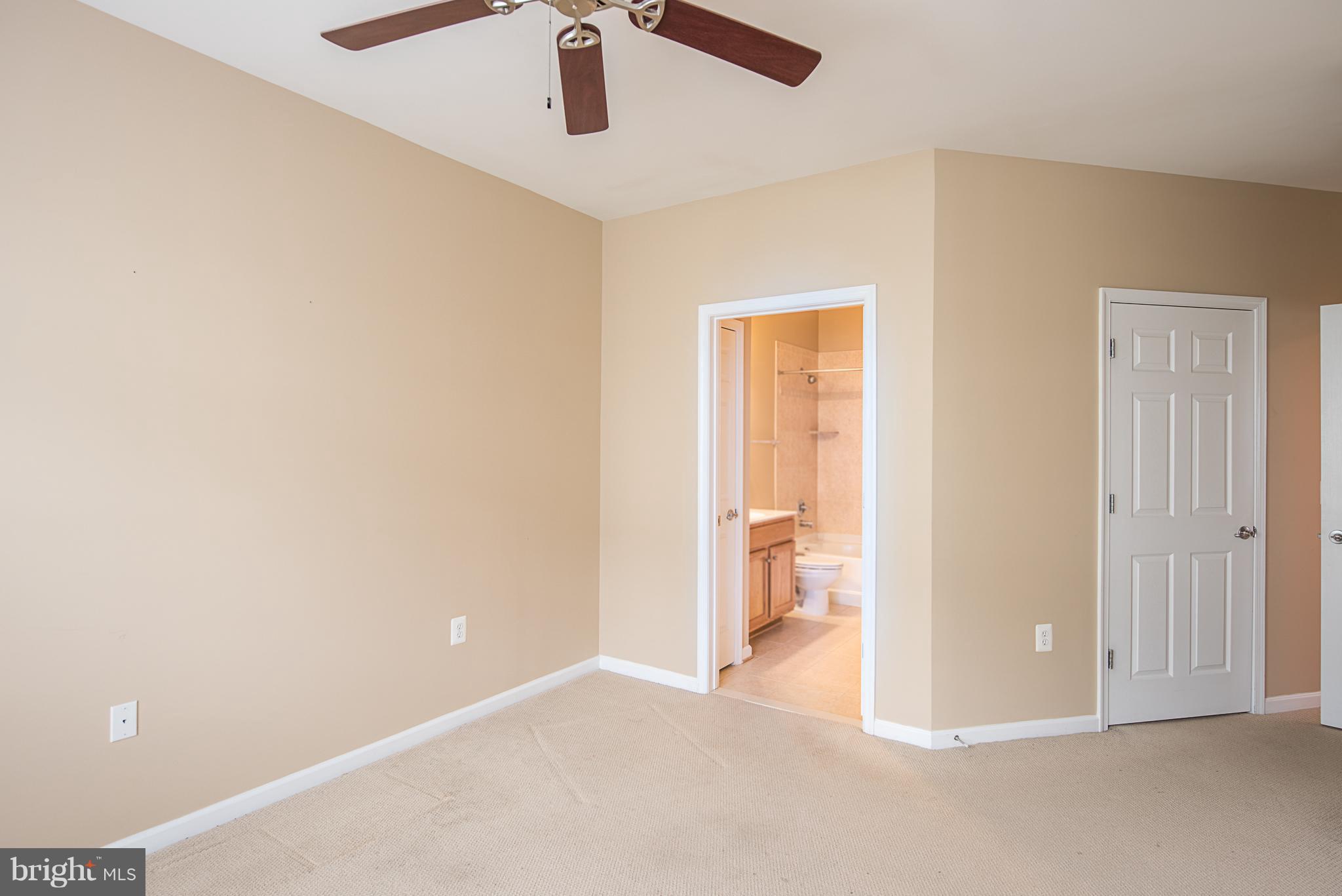 CHANTILLY PARK - Residential Lease