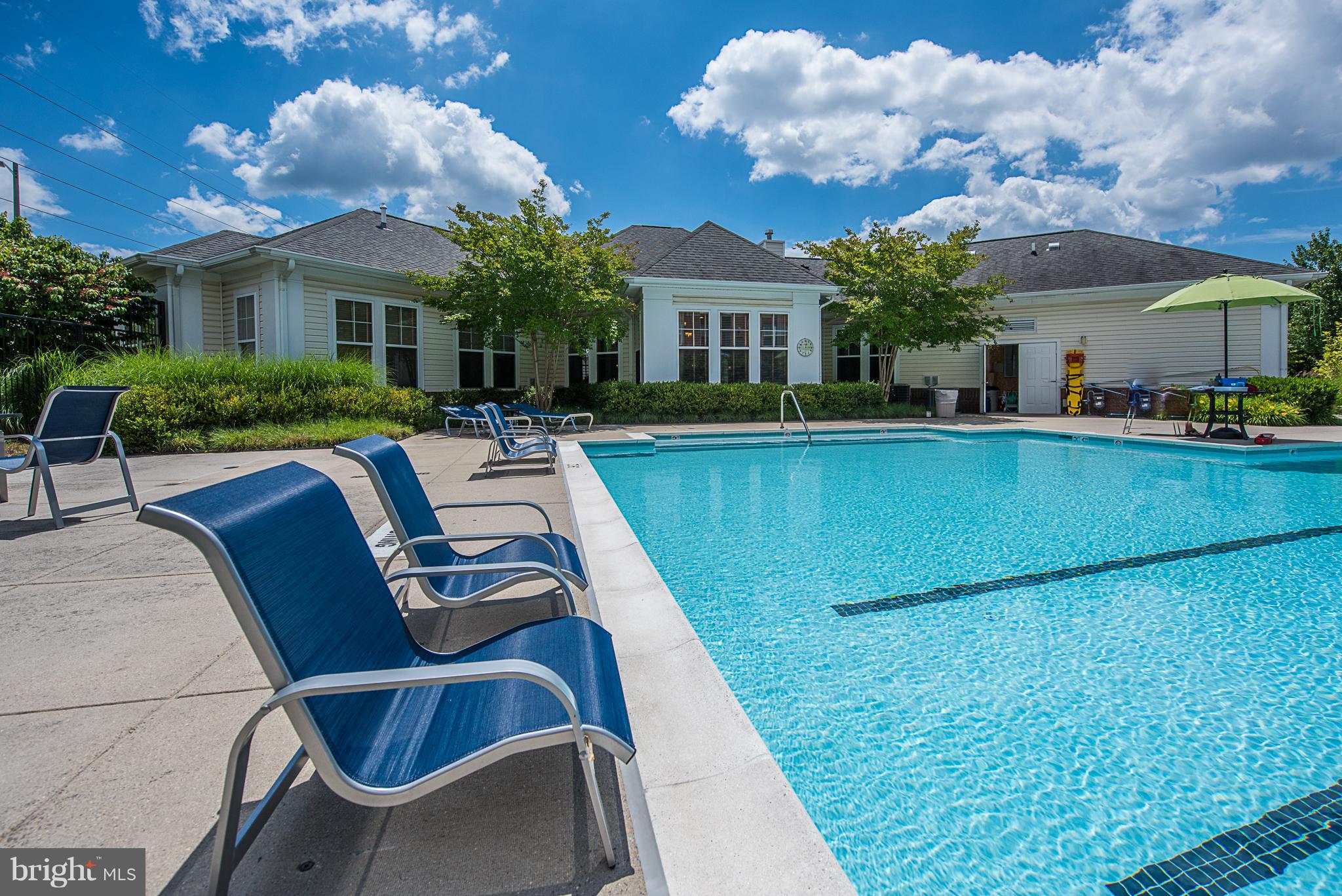 CHANTILLY PARK - Residential Lease