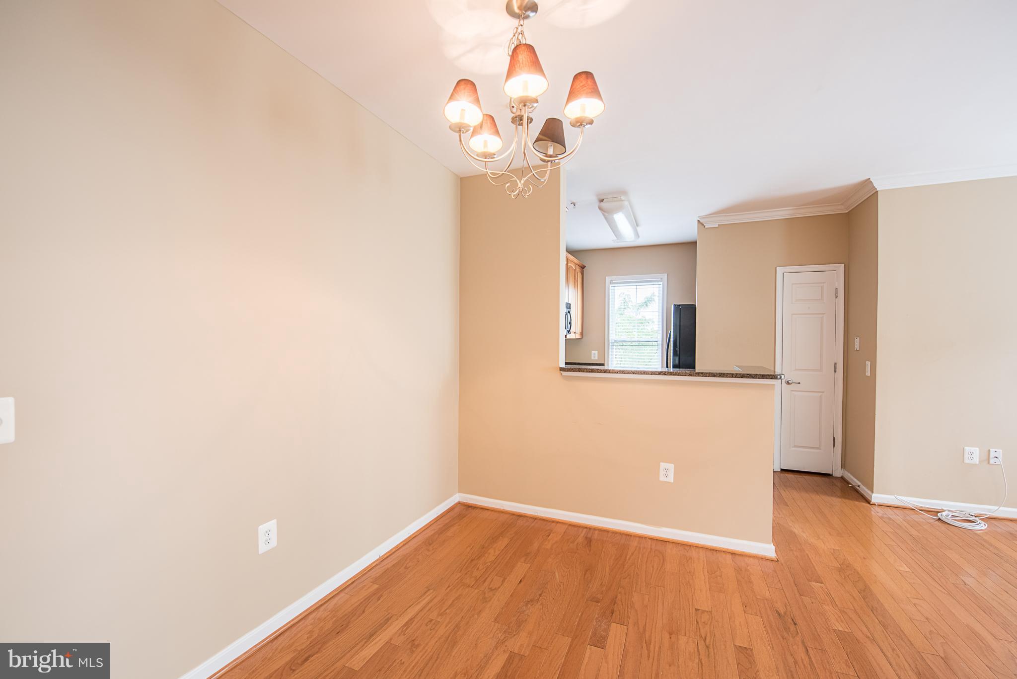 CHANTILLY PARK - Residential Lease