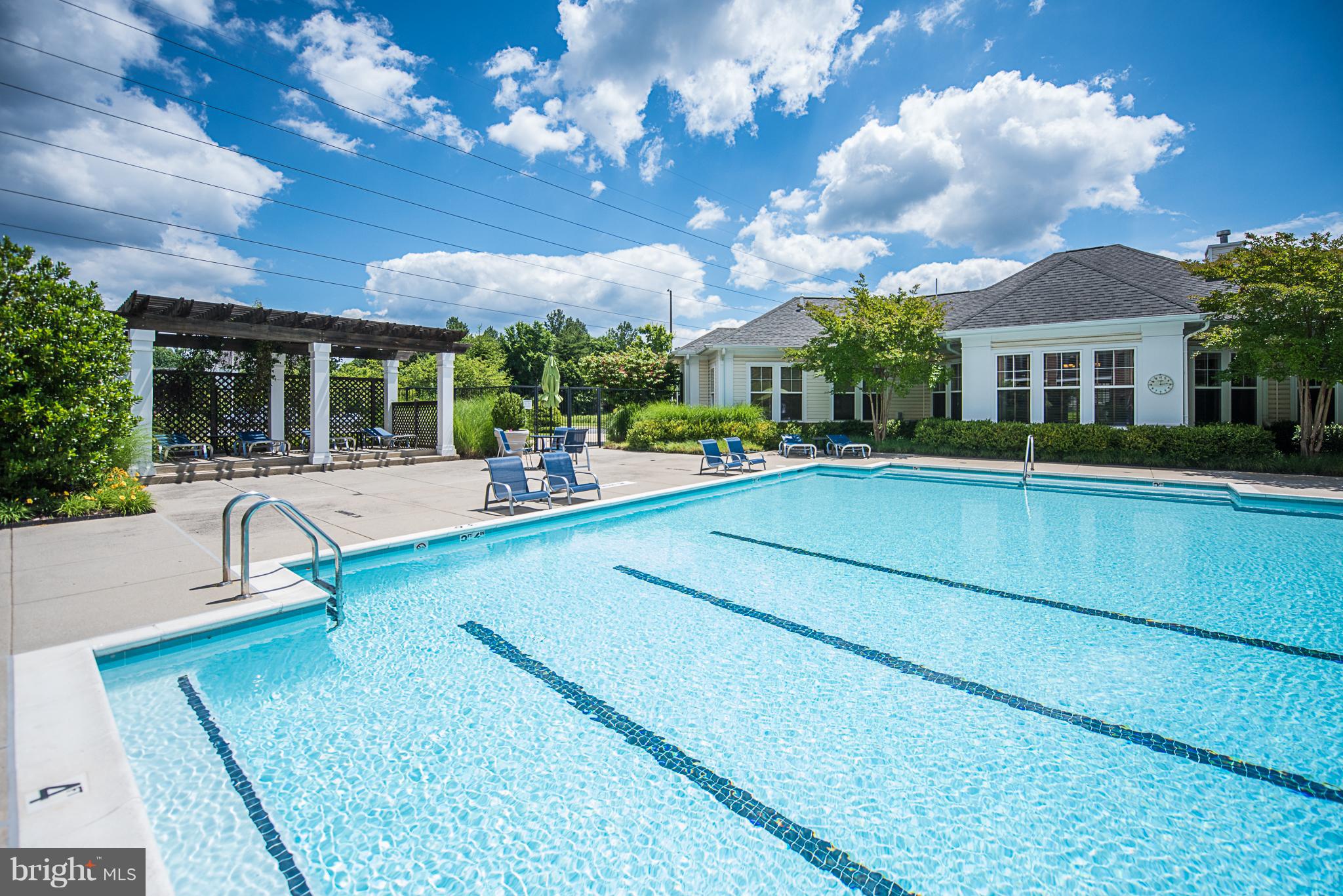 CHANTILLY PARK - Residential Lease