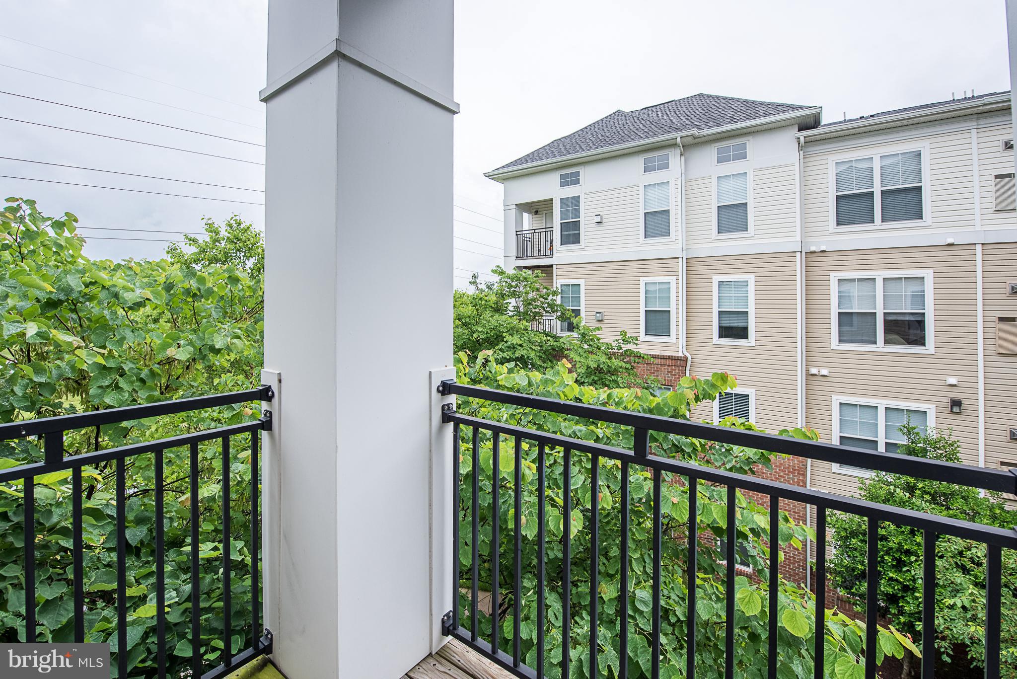 CHANTILLY PARK - Residential Lease