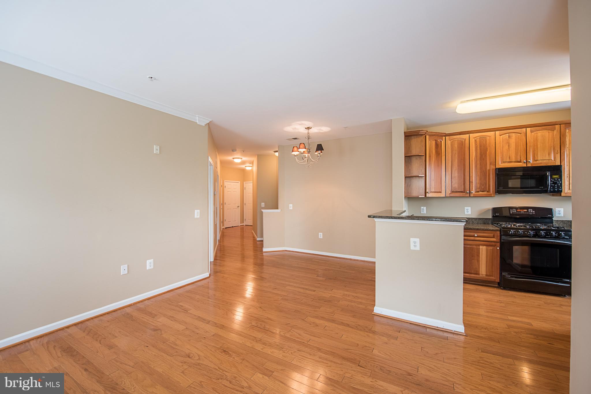 CHANTILLY PARK - Residential Lease