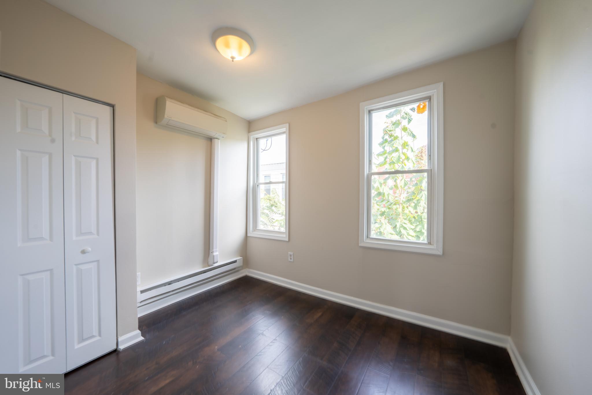 PHILADELPHIA - Residential