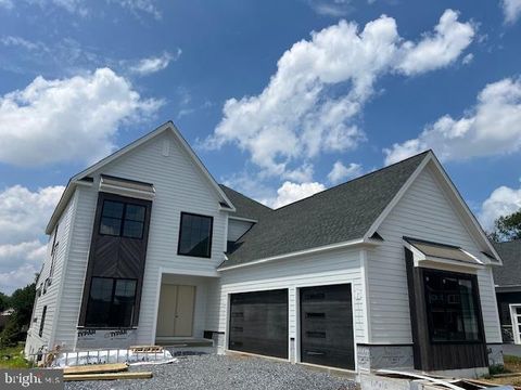 Photo of 5852 Wild Lilac Drive #LOT 18, EAST PETERSBURG, PA 17520 (MLS # PALA2059738)