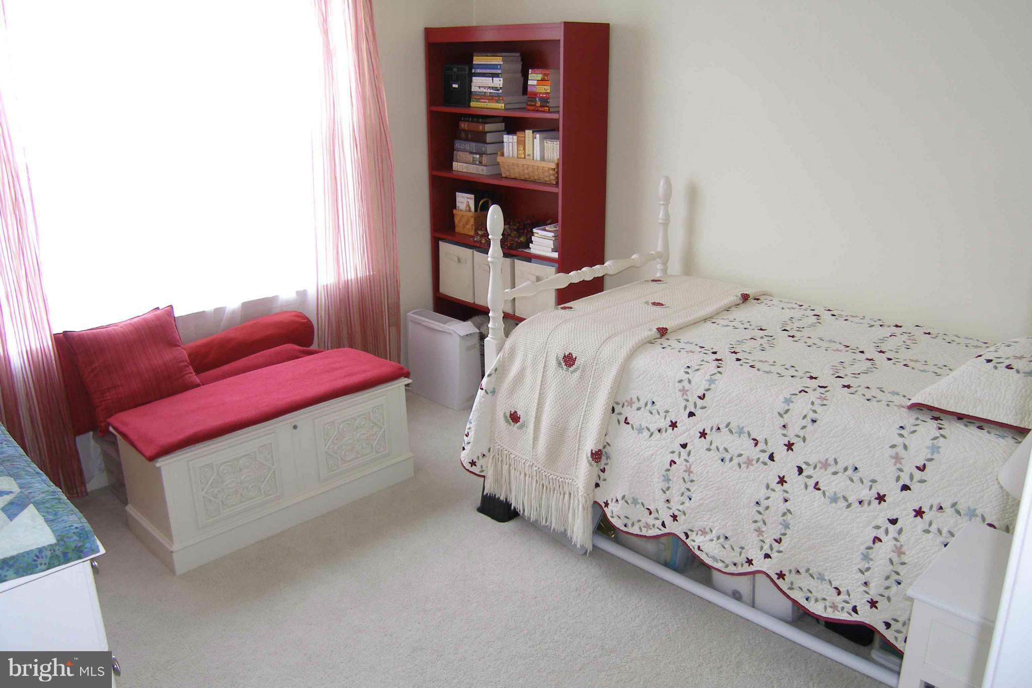 DECOVERLY - Residential Lease