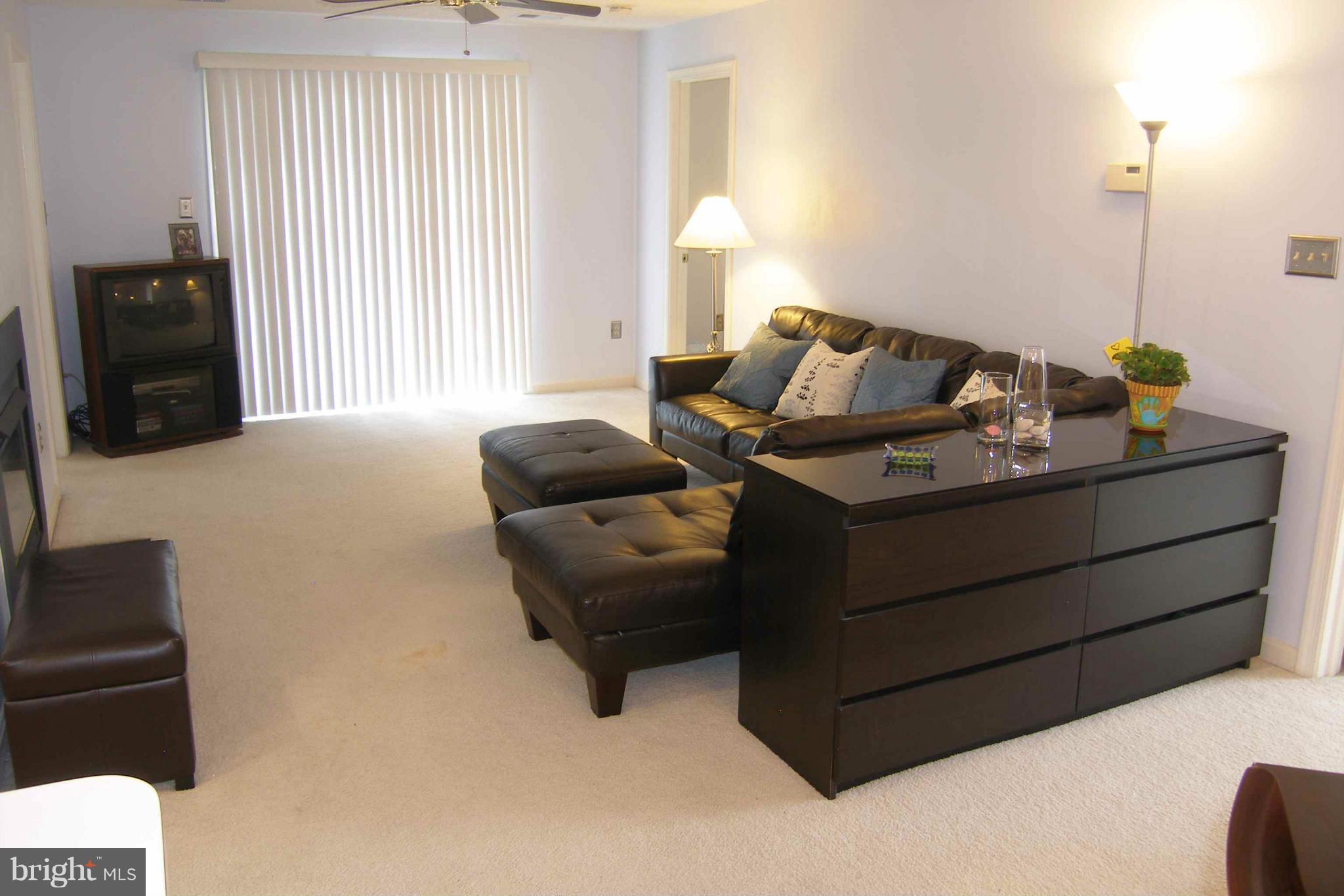 DECOVERLY - Residential Lease