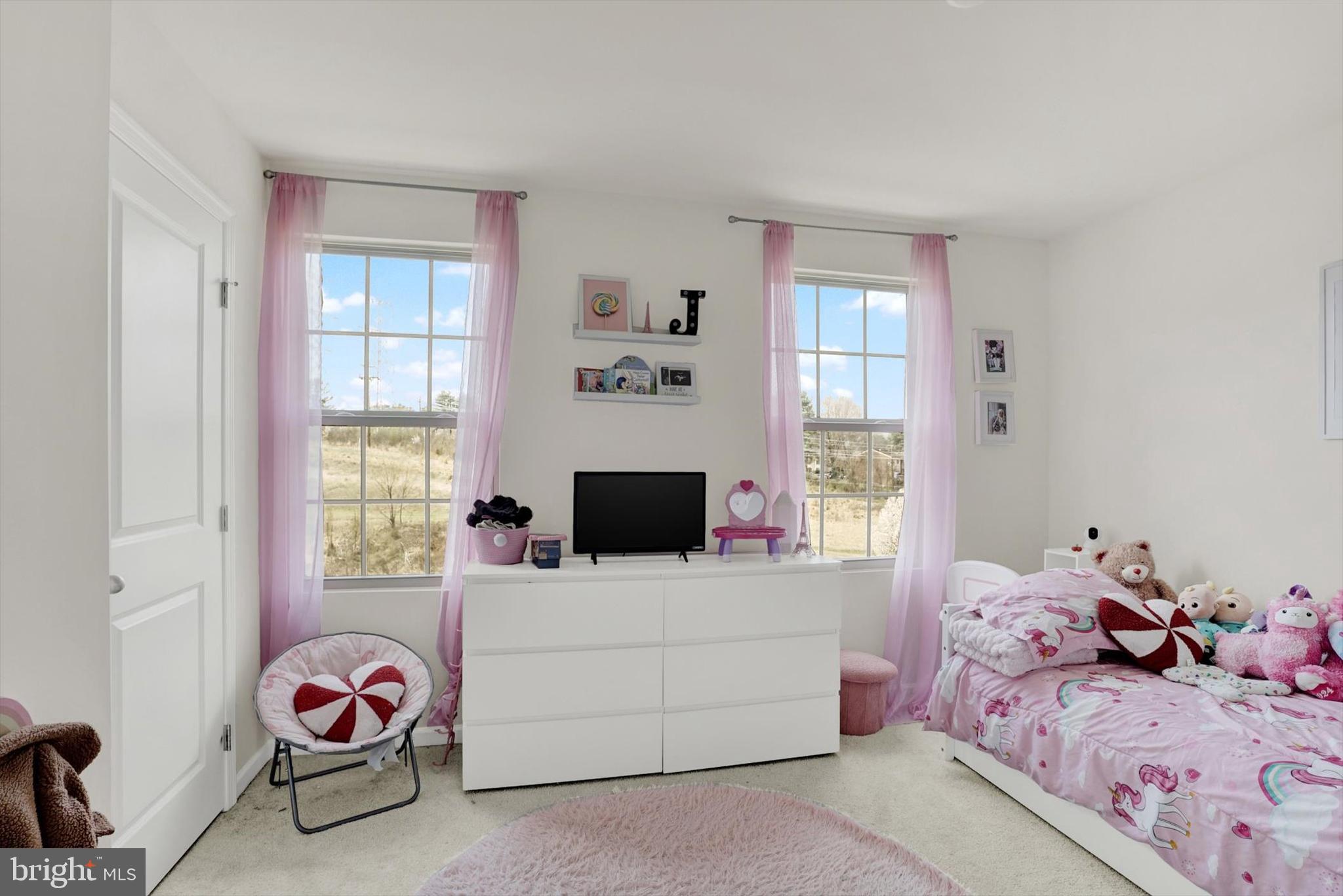 MONTGOMERY VILLAGE - Residential