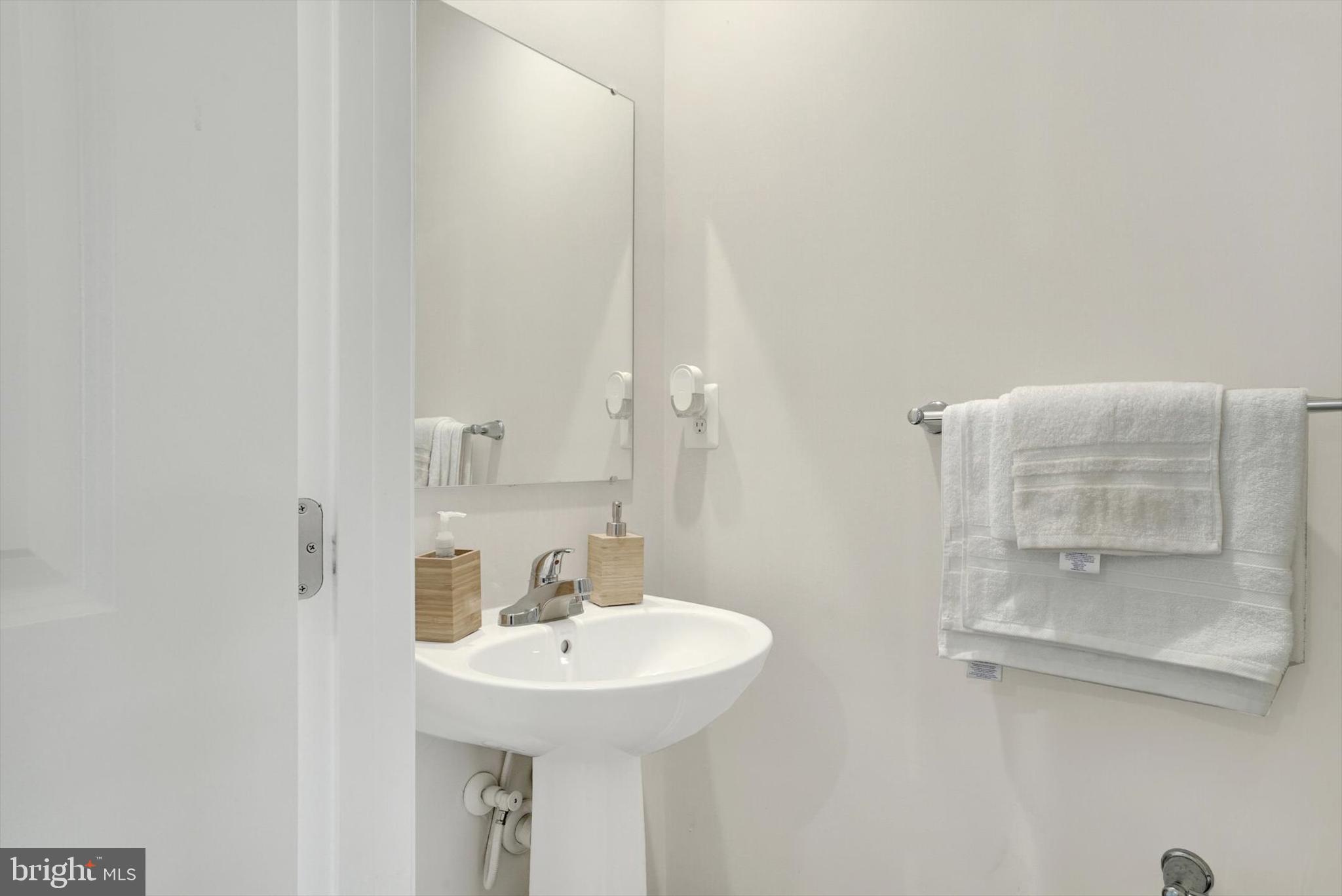 MONTGOMERY VILLAGE - Residential