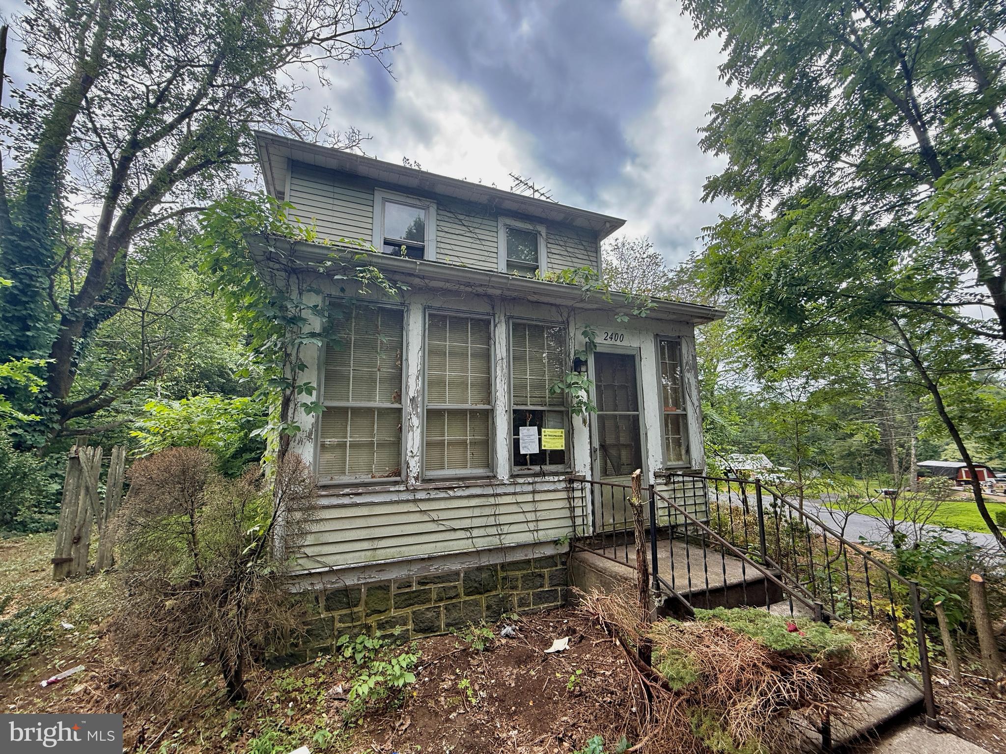 2400 N MILL HILL ROAD