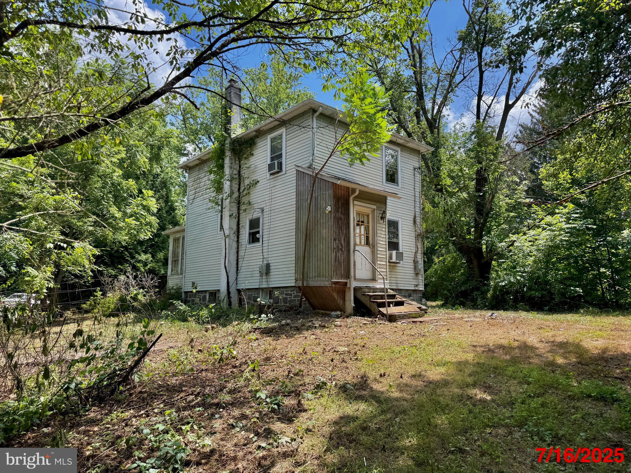 2400 N MILL HILL ROAD