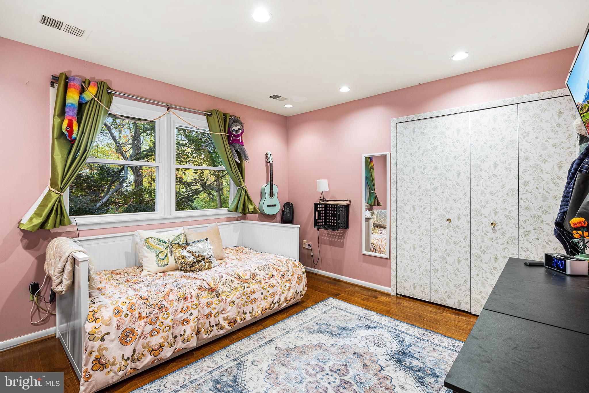 PINEWOOD FARM - Residential