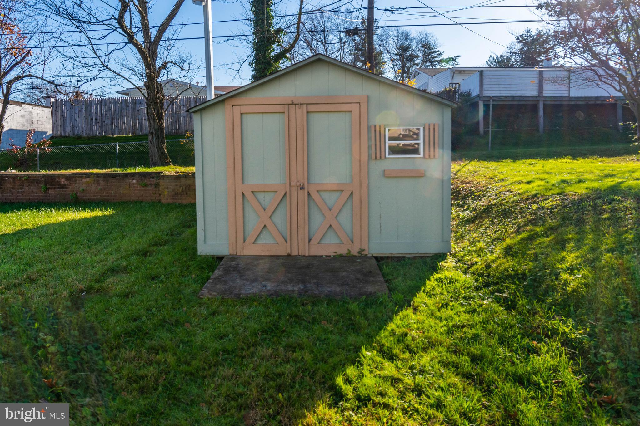 FRANKFORD - Residential