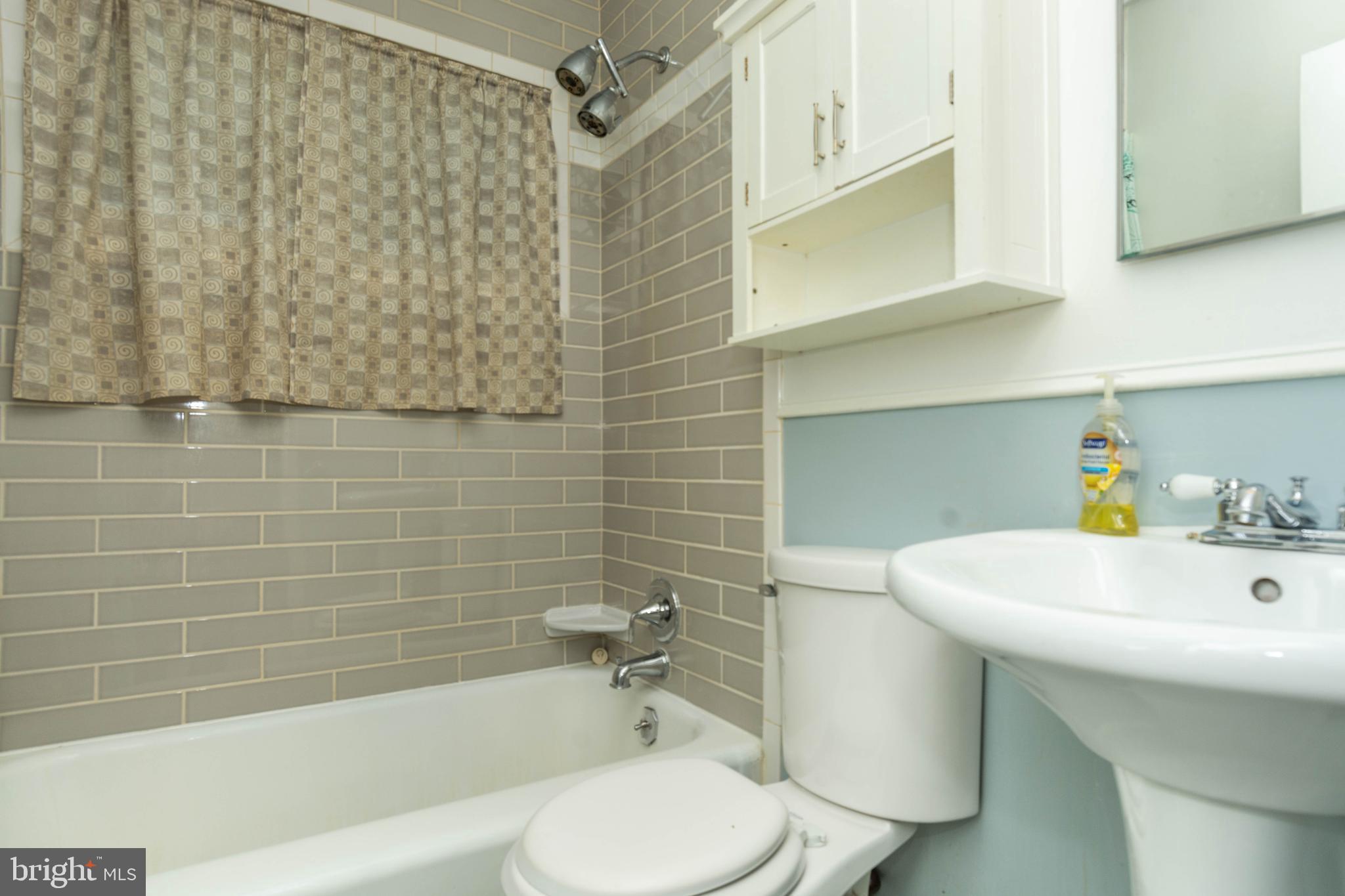 FRANKFORD - Residential