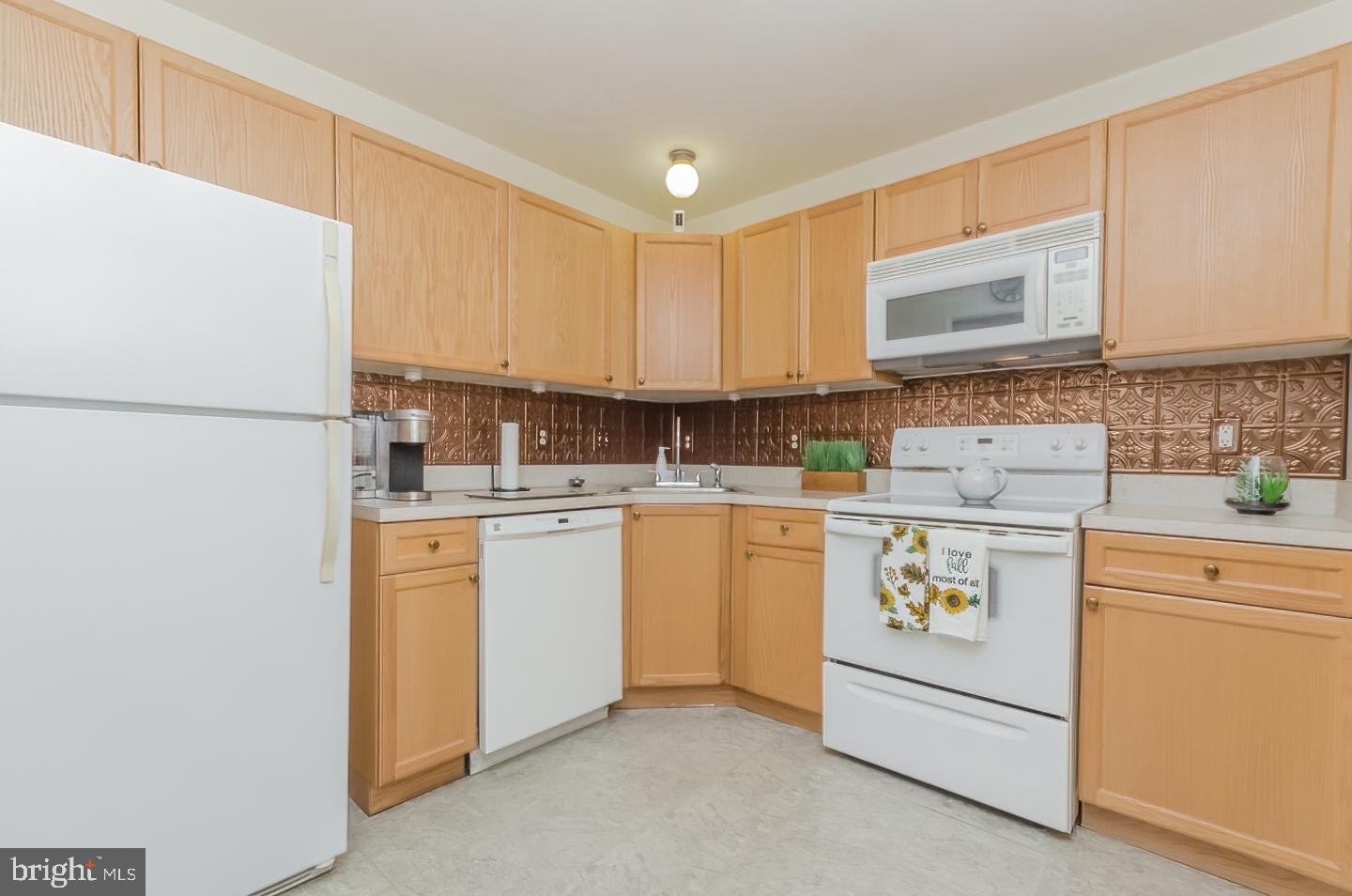 PARK PLACE CONDOMINIUMS - Residential