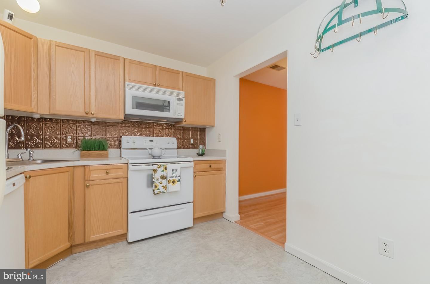 PARK PLACE CONDOMINIUMS - Residential