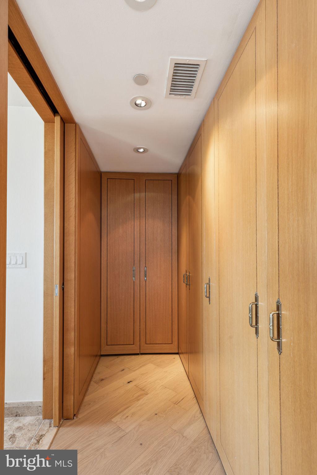 RITTENHOUSE SQUARE - Residential Lease