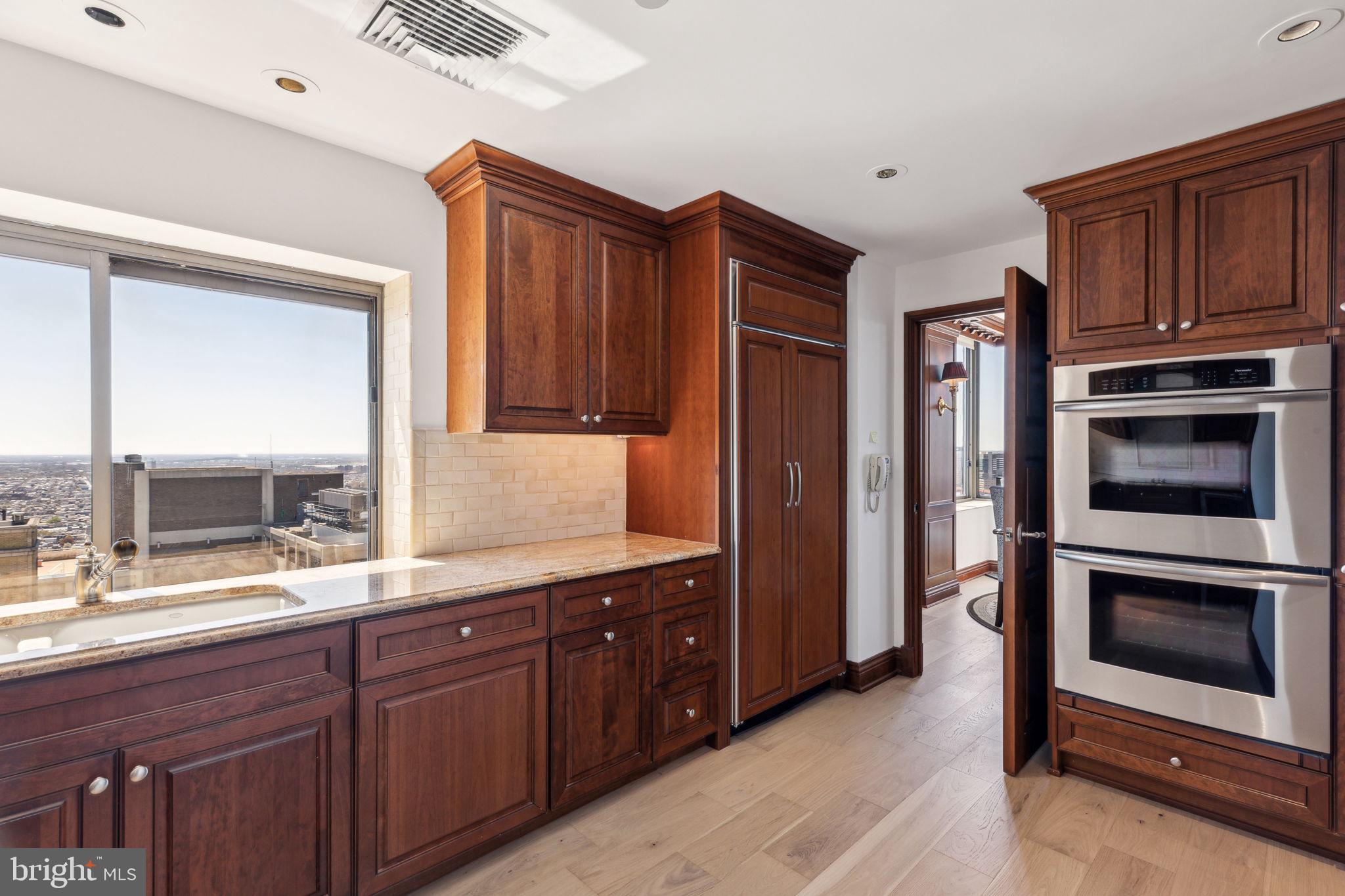 RITTENHOUSE SQUARE - Residential Lease