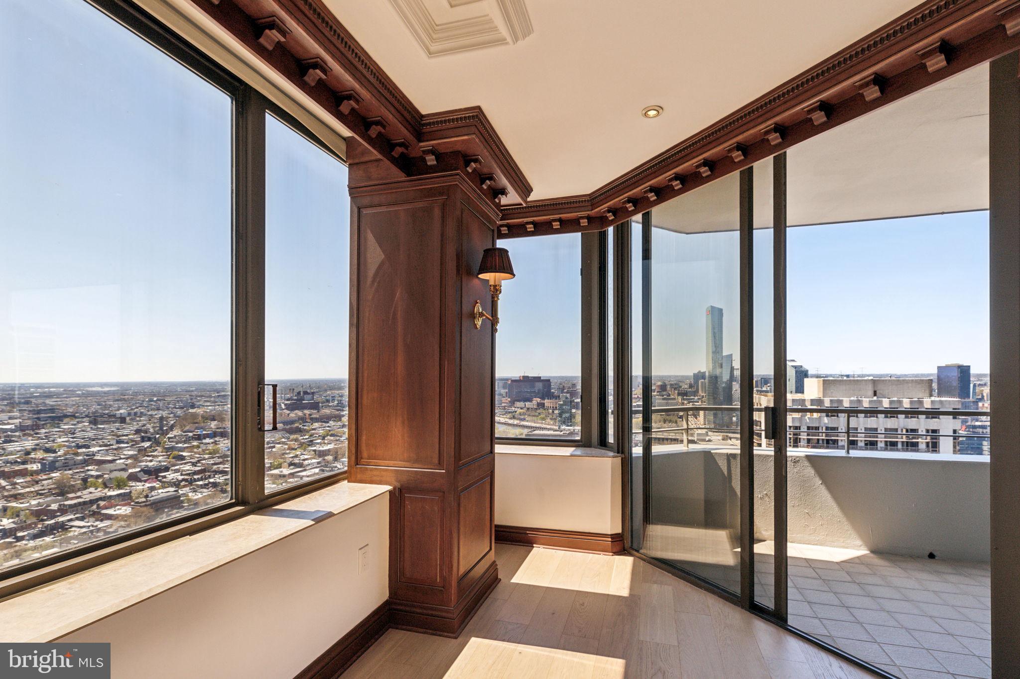 RITTENHOUSE SQUARE - Residential Lease