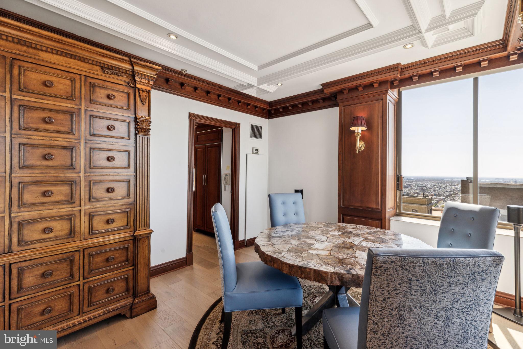 RITTENHOUSE SQUARE - Residential Lease