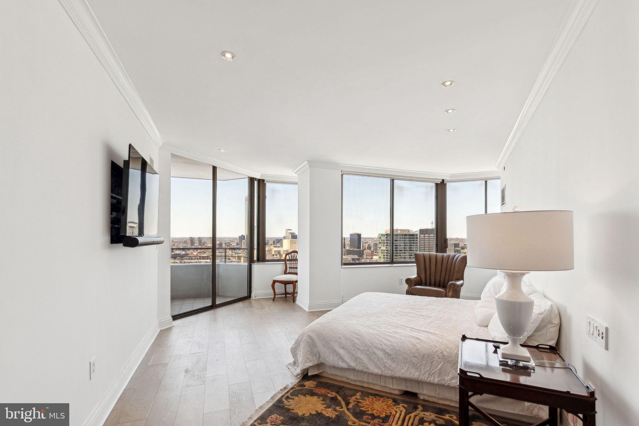 RITTENHOUSE SQUARE - Residential Lease