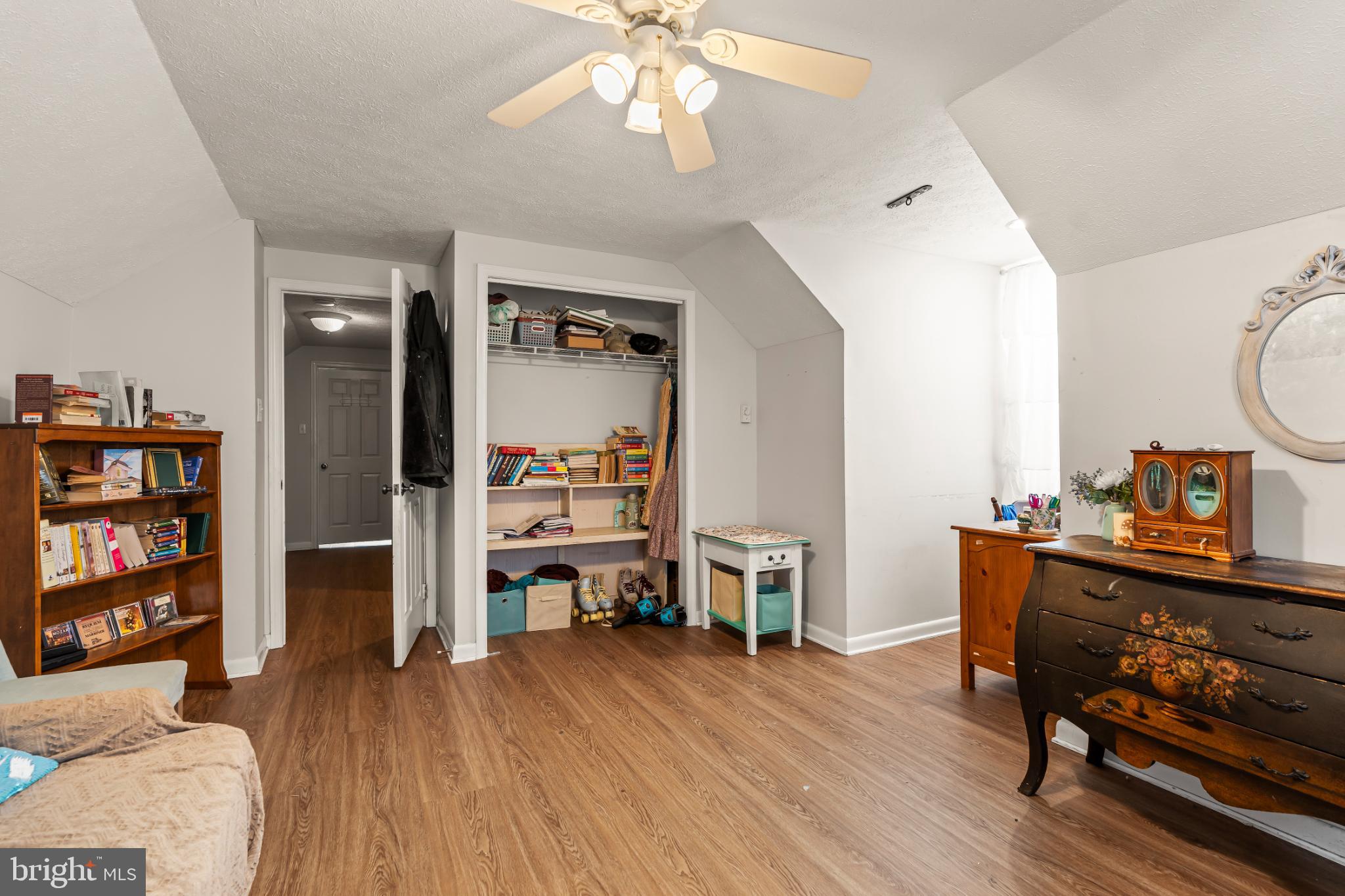 RED HAWK - Residential