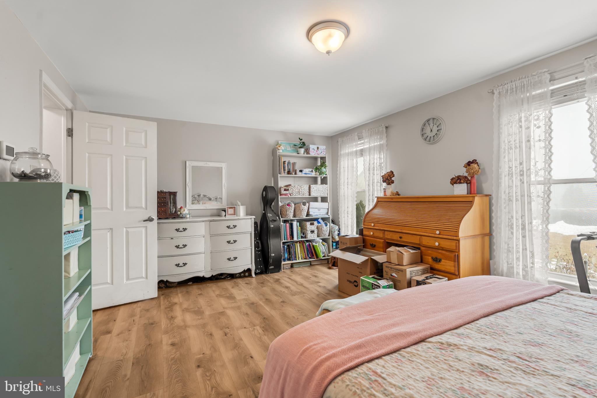 RED HAWK - Residential