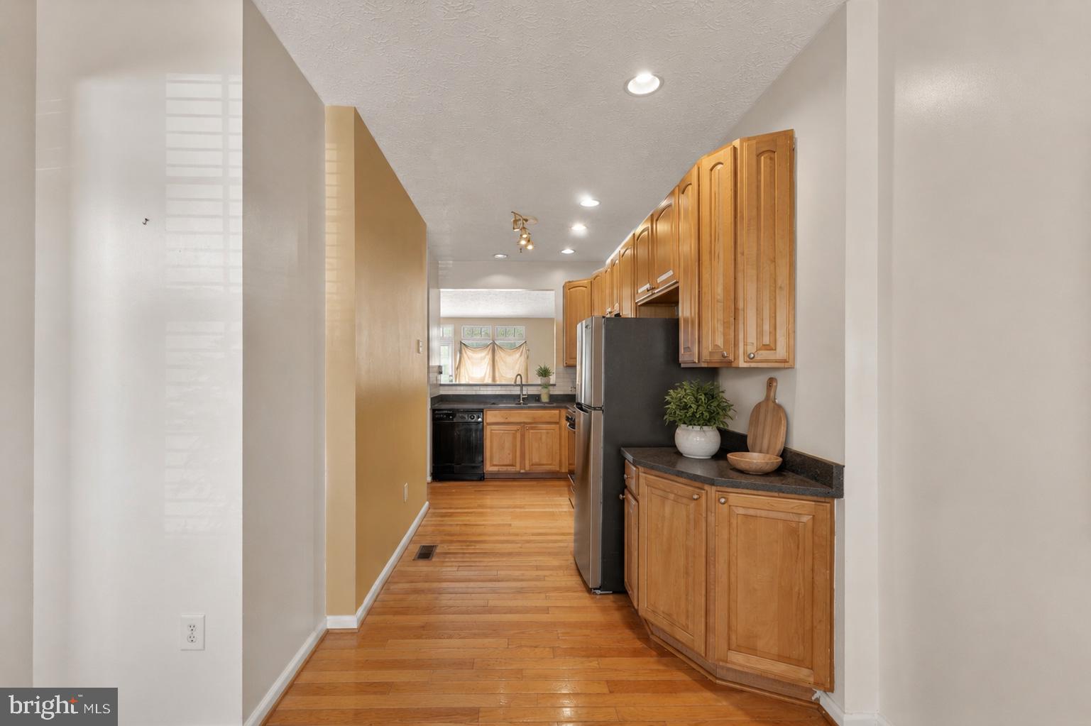 THE VILLAS AT HOLLYWOODS - Residential