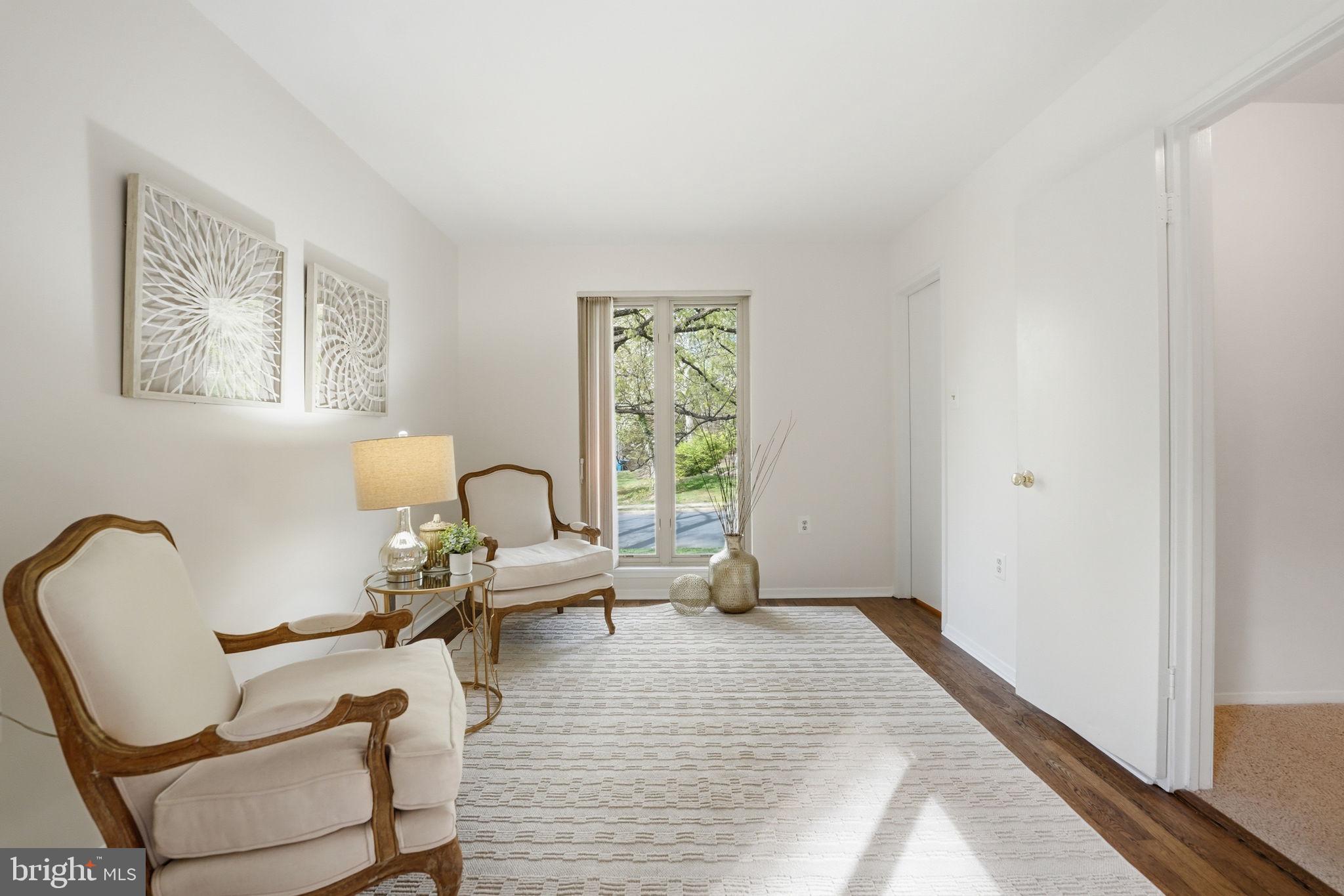 RESTON - Residential