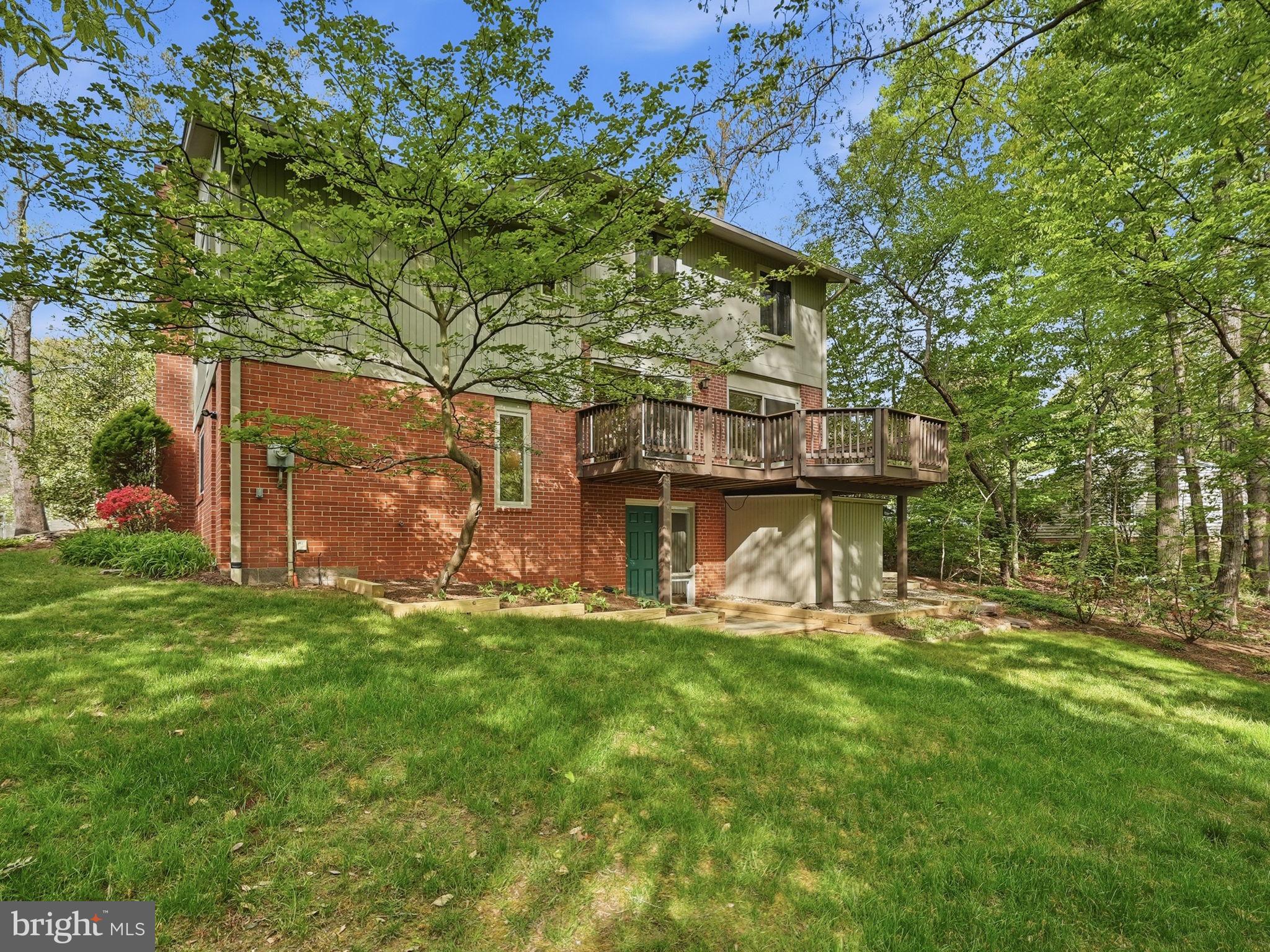 RESTON - Residential