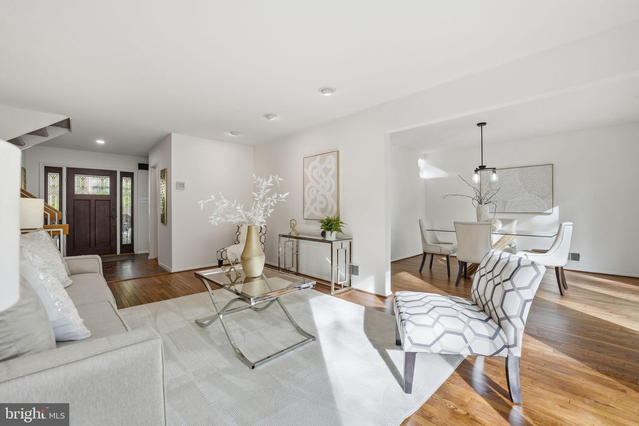 RESTON - Residential